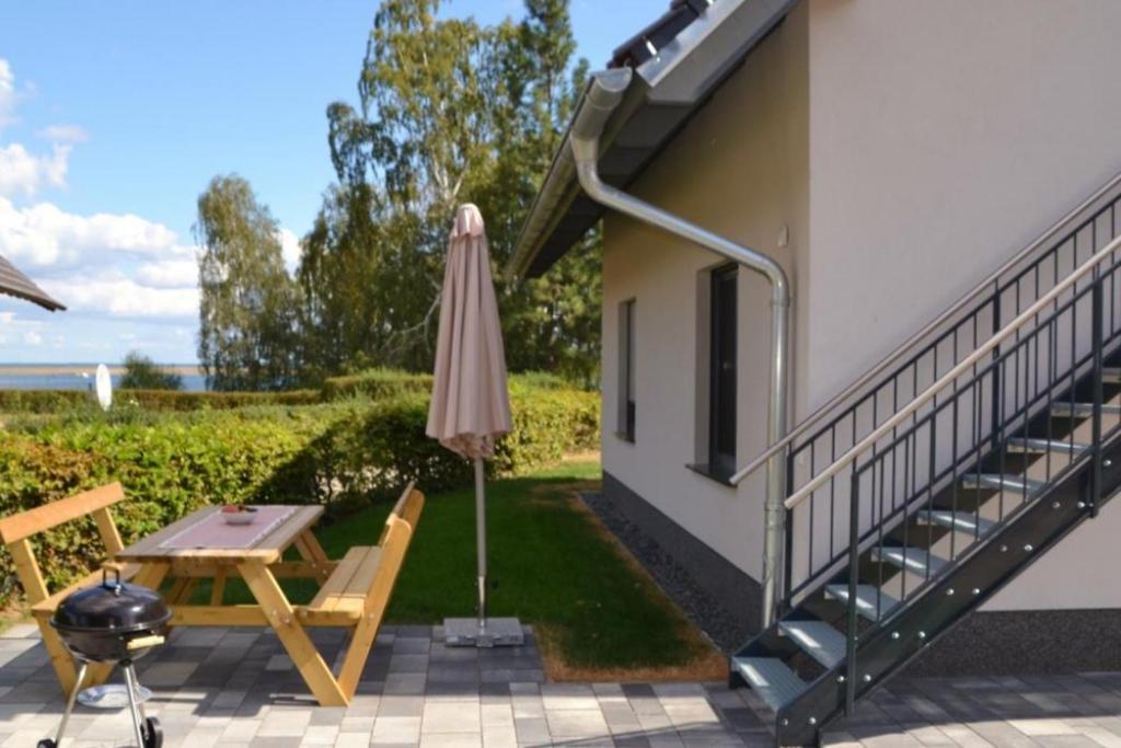 U16 Og - Komfortable Ferienwohnung Mit Kamin, Wlan Und Seeblick Marienfelde Exteriör bild