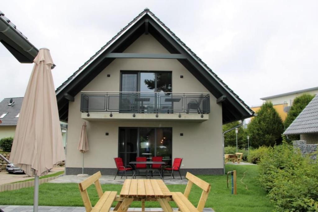 U16 Og - Komfortable Ferienwohnung Mit Kamin, Wlan Und Seeblick Marienfelde Exteriör bild